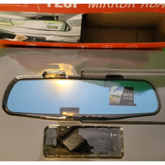 Yada RoadCam 720P Mirror Camera 120-Degree Wide Angle Lens G-Sensor Technology - Picture 3 of 12